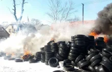 Pożar składowiska opon w Murzynowie.