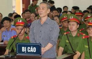 Wietnam: 20 lat więzienia za wpisy na Facebooku