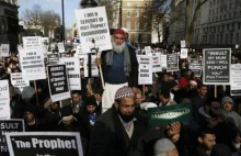 Liczba muzułmanów w Wielkiej Brytanii podwoiła się, co piąty nigdy nie pracował