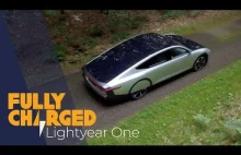 Lightyear One - holenderski samochód elektryczny na baterie słoneczne.