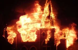 Tragedia -Katolicy spaleni żywcem
