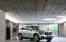 Mercedes-Benz łączy prąd i wodór w napęd EQ Power