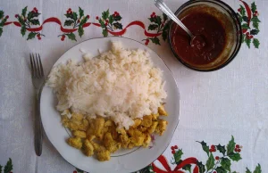 Kurczak curry z sosem słodko-ostrym