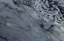 Bardzo dziwne zjawisko zaobserwowane nad oceanem przez satelitę Terra 26 marca