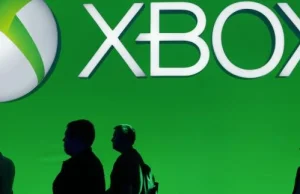 Microsoft szokuje, a Sony triumfuje. Nie masz internetu? Kup starego Xbox’a!