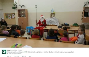 Caritas odwiedził Mikołaj z falangą. Teraz tłumaczą: 'To umknęło uwadze...
