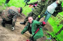 Na Wołyniu ziemia oddała kości ofiar Sowietów