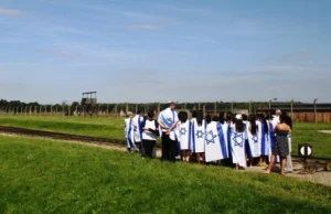 Czy Żydzi pomagali Żydom podczas II wojny? Szokujące fakty!