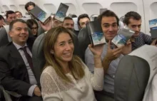 To się nazywa mieć szczęście! Każdy pasażer otrzymał za darmo...Galaxy Note 8!