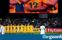 Piłkarze Arabii Saudyjskiej ignorują minutę ciszy dla ofiar zamachu w Londynie