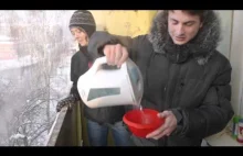 Eksperyment wodny na Syberii - 40 ° C