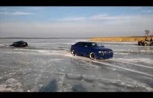 jazda po lodzie Śniardwy wypadek samochód wpadł do wody