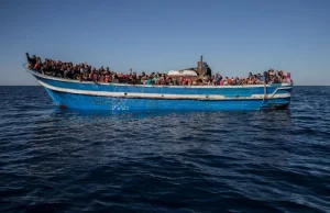 Islamiści przedostają się do Włoch na łodziach z imigrantami