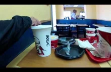 Czy zestawy w KFC są w USA większe niż w Polsce?