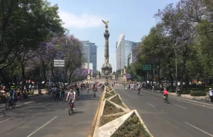 Miasto Meksyk zamyka ulice w centrum dla samochodów w niedziele