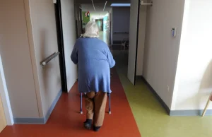 Belgowie gotowi są zaprzestać leczenia osób 85+ lat, żeby zaoszczędzić