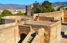 Zamek Gibralfaro - najczęściej odwiedzany zabytek w Maladze (Hiszpania)