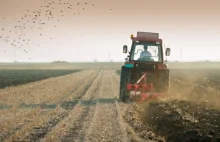 Morawiecki: CHCE JESZCZE NIŻSZYCH składek dla rolników na KRUS.