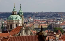 Prezydent Czech: Nie można oddzielać imigracji od terroryzmu. To naiwność