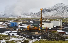 Elektrownia na Islandii zamienia emitowany dwutlenek węgla w skałę