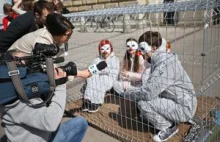 Prezydent tłumaczy się ws. incydentu z jajkiem