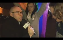KODowcy i działacze LGBT atakują Marcina Rolę. Zapis z LIVE'a, 10...