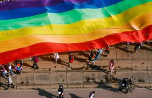 Radny z PiS-u wyjaśnił skrót LGBT. "Lesbijki, geje tam... Bio tam... Coś tam"