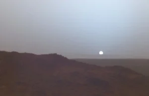 Zachód słońca na Marsie