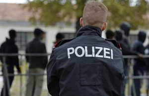 Austria: Nastoletni nachodźca zgwałcił 52-latkę. Wpadł, bo zostawił jej...