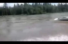 Dziwna rosyjska łódka :)