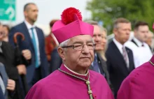 Abp Sławoj Leszek Głódź otrzymuje hojną emeryturę. Nawet 17 tys. zł z wojska