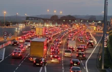 Kierowcy płacą miliony za przejazd płatnym odcinkiem A4 Kraków – Katowice