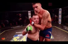 Zawodnik MMA spełnia marzenie niepełnosprawnego fana