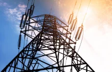 Liczba zmian sprzedawców prądu spadła o prawie 1/3