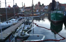 Zatonęła łódź przycumowana w gdańskiej marinie