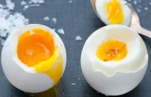 Jak rozpoznać, czy jajko jest świeże? Wykonaj prosty test