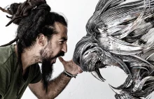 Artysta tworzący niesamowite zwierzęce maski ze stali.