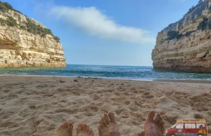 Najpiękniejsze dzikie plaże w Europie (jak je znaleźć + zdjęcia)