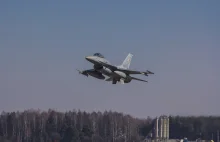 Polskie F16 przechwyciły rosyjski samolot nad Krakowem i zmusiły go do lądowania