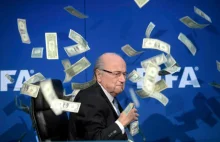 Skandal na konferencji FIFA - Blatter został obsypany pieniędzmi.