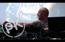 Paul Kalkbrenner objaśnia w jaki sposób tworzy swoją muzykę elektroniczną