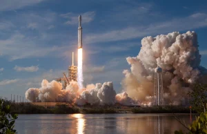 SpaceX Falcon Heavy i wycieczka na Marsa