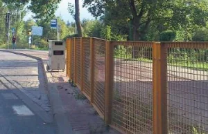 Fotoradar strzela zza barierki, czyli szczecińska straż miejska w akcji