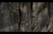Norwegia: Usuwanie zagrażającej skały z użyciem helikoptera