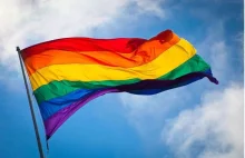 Radny PiS o LGBT: "Prać po ryjach ile wlezie" i wrzuca zdjęcie z... Juwenaliów