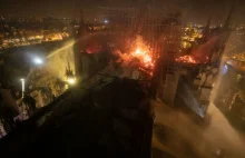 Pożar Notre Dame. Wideo i zdjęcia strażaków
