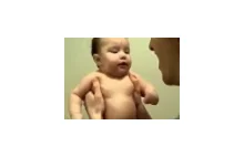 Reakcja dziecka na diabelski śmiech