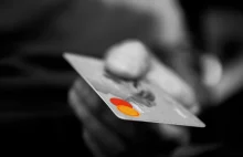 Co zrobić gdy bankomat zje kartę? | Finansowa Porównywarka