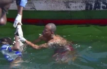 Ratownicy znaleźli żywego człowieka we wraku statku 2 doby po zatonięciu