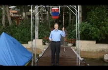 Bill Gates przyjmuje wyzwanie z kubłem lodu